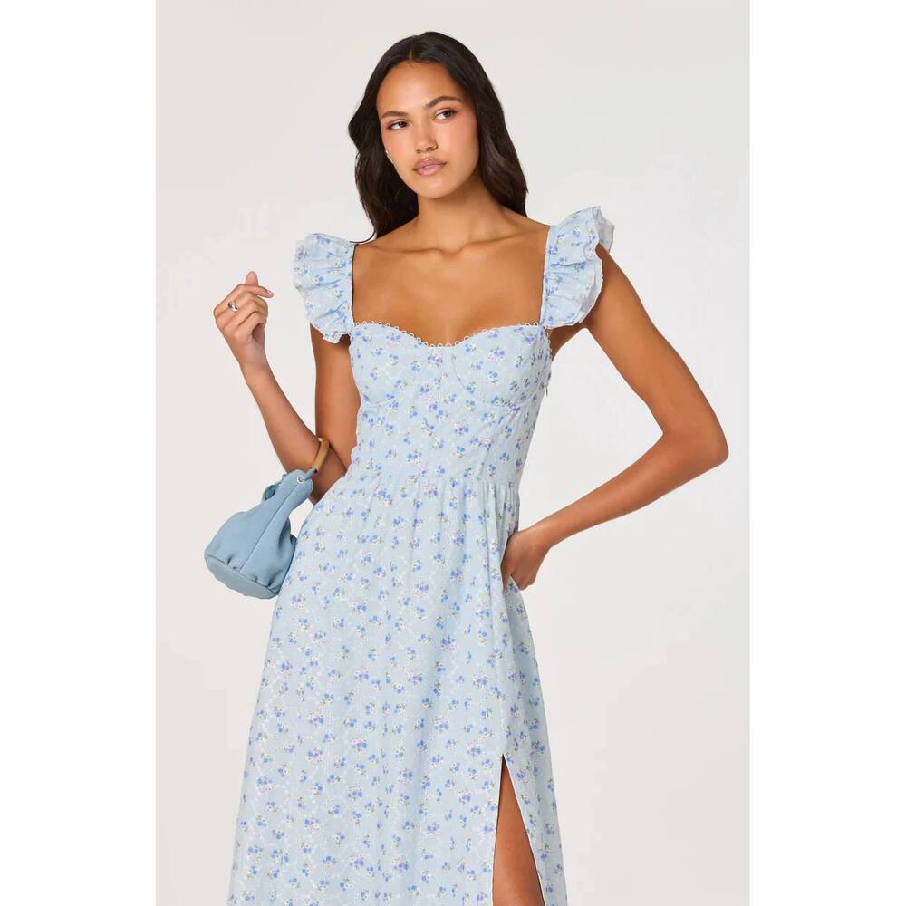 NEW ASTR wedelia floral dress in blue - Picture 6 of 7